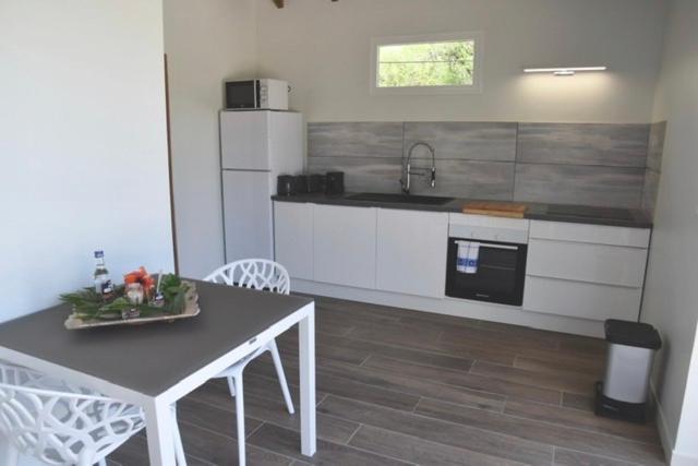 Soley Bungalows Nonis 2 Pers Adult Only Sainte-Anne  Luaran gambar