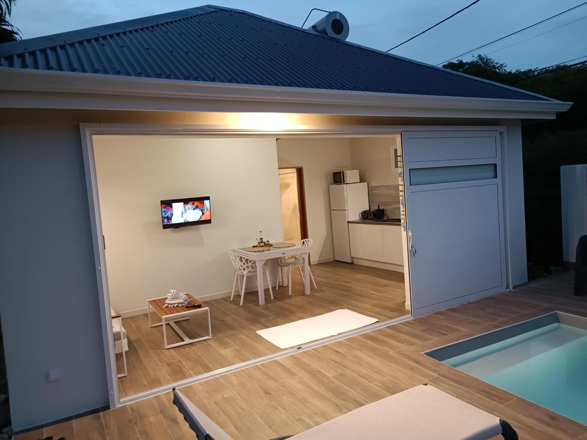 Soley Bungalows Nonis 2 Pers Adult Only Sainte-Anne  Luaran gambar